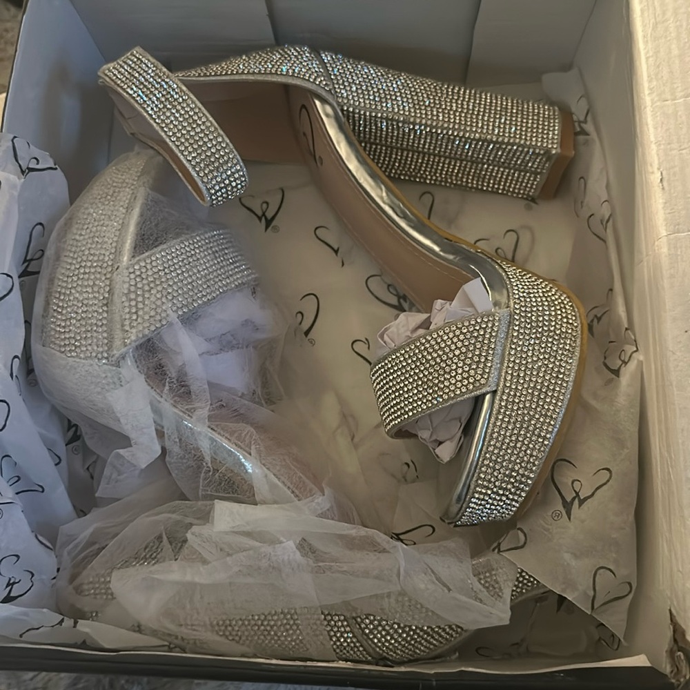 Windsor Heels
